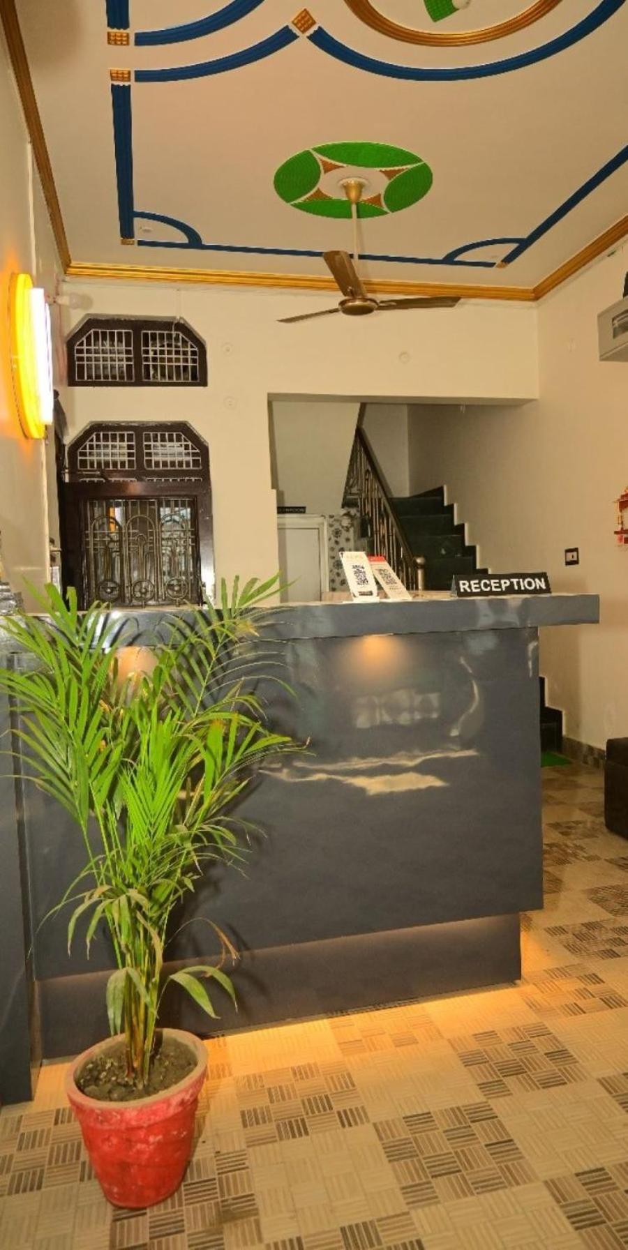 Shri Narayanam Guest House And Home Stay Ayodhya Esterno foto